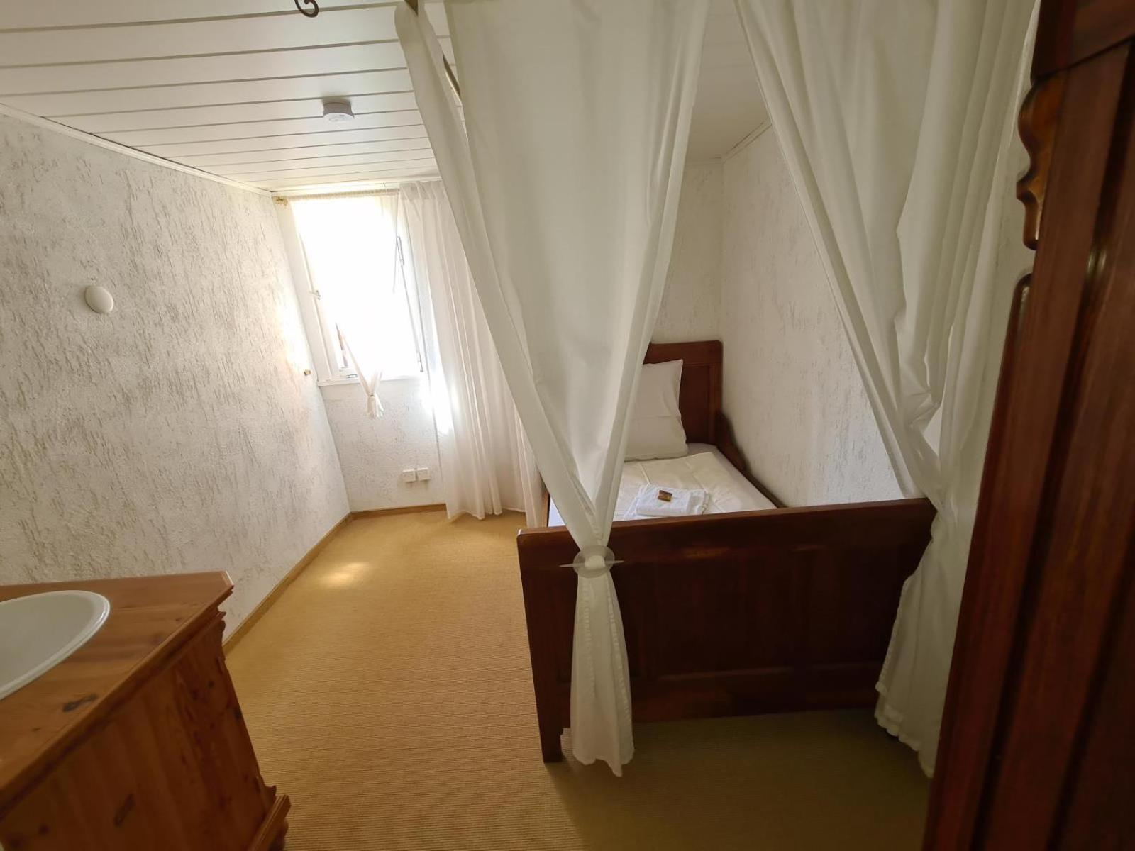 Villa Historisches Backhaus Enkirch Esterno foto